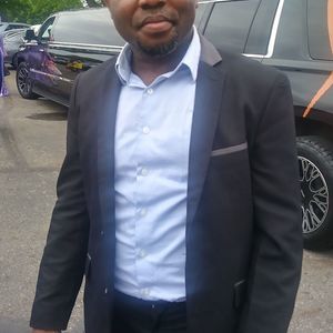 Meet your Posher, Devine